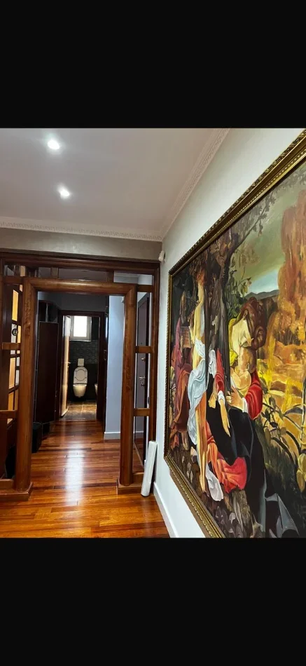 Tirane, jepet me qera apartament 3+1 Kati 3, 160 m² (BLLOK PRANE PICERI ERA)