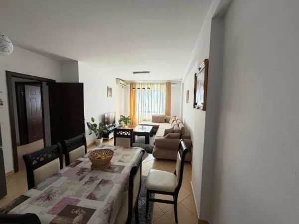 Tirane, shitet 2+1+Ballkon Kati 6, 104 m² 150.000 € (Fresku, Rruga e Dajtit)