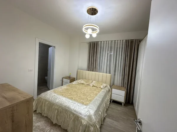 Tirane, jepet me qera apartament 2+1 Kati 2, 109 m² 800 € (LIQENI I THATE)