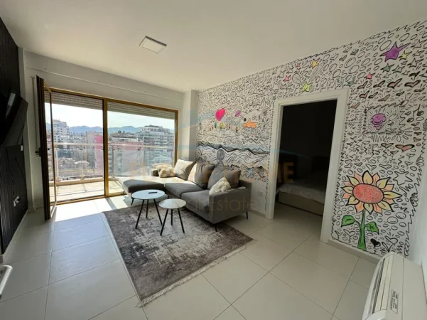 Tirane, jepet me qera apartament 2+1 Kati 6, 130 m² 1.500 € (Blloku)