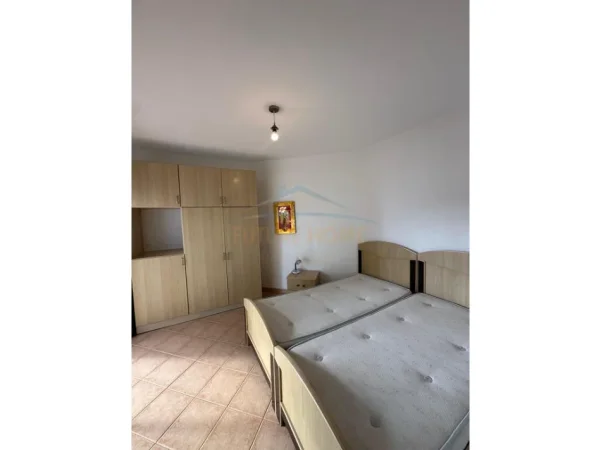 Durres, jepet me qera apartament 2+1 Kati 7, 90 m² 550 € (Vollga, Durres)