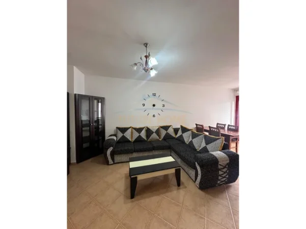 Durres, jepet me qera apartament 2+1 Kati 7, 90 m² 550 € (Vollga, Durres)