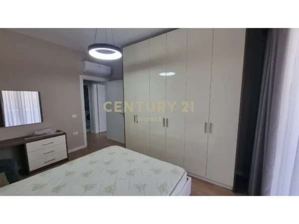 Tirane, jepet me qera apartament 1+1+Ballkon Kati 1, 65 m² 550 € (astir)