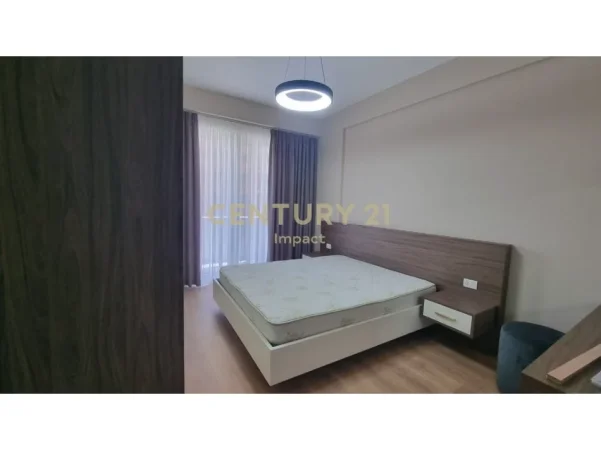 Tirane, jepet me qera apartament 1+1+Ballkon Kati 1, 65 m² 550 € (astir)