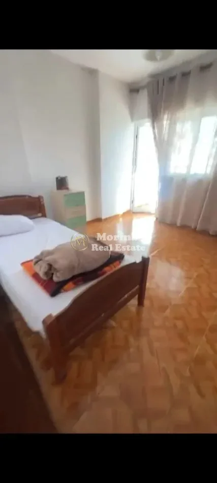 Tirane, jepet me qera apartament 2+1 Kati 4, 97 m² 500 € (Don Bosko)