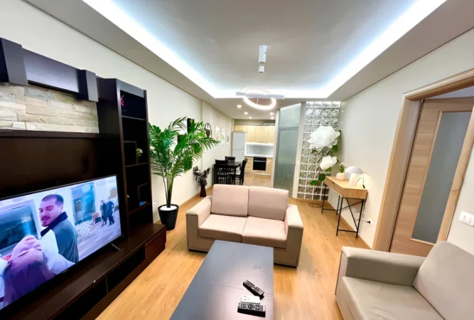 Tirane, jepet me qera apartament 1+1+Ballkon Kati 2, 69 m² 550 € (Bryli (Përballë Pasticeri Tito))