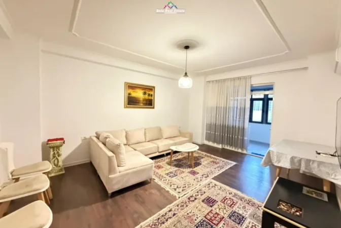 Tirane, jepet me qera apartament 2+1 Kati 2, 100 m² 600 € (prane spar)
