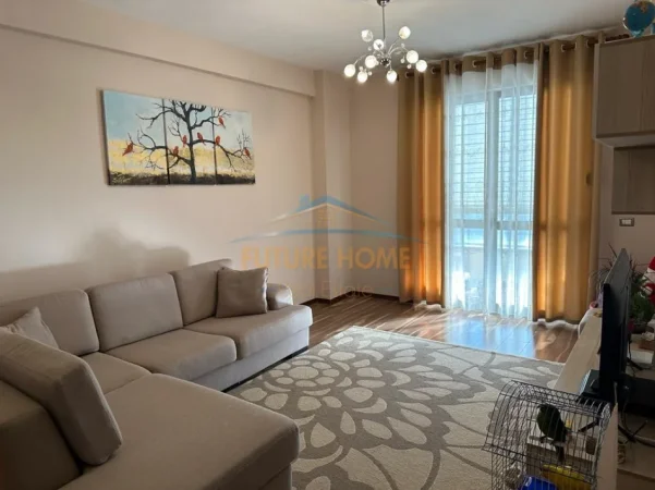 Tirane, jepet me qera apartament 2+1 Kati 6, 97 m² 600 € (Rruga Besim Alla)