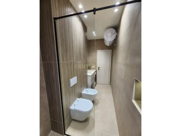 Durres, shitet apartament 1+1 Kati 2, 68 m²