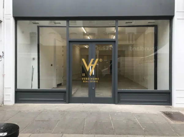 Tirane, jepet me qera dyqan Kati 0, 400 m² 4.100 € (MISTO MAME)