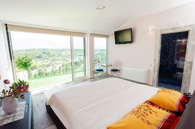 Tirane, shes penthouse 2+1 Kati 6, 203 m² 650.000 € (liqeni i thate)