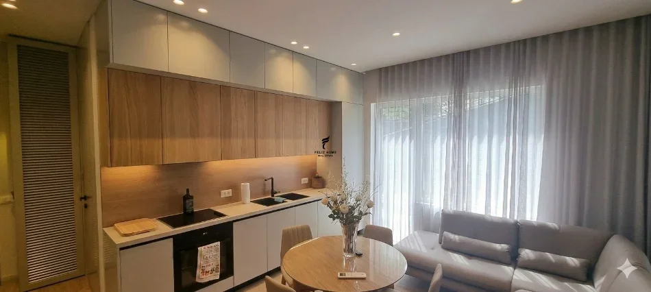 Tirane, jepet me qera apartament 1+1 Kati 2, 55 m² 900 € (KODRA E DIELLIT)