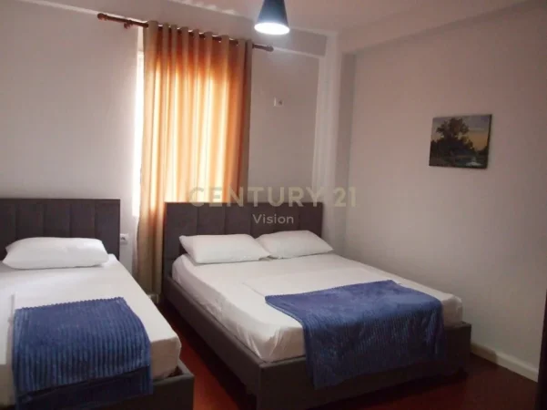 Shkoder, jepet me qera apartament 1+1 Kati 3, 65 m² 350 € (qender pas teatrit)