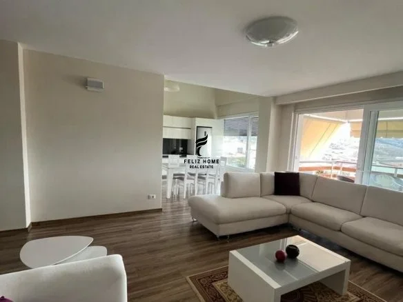 Tirane, jepet me qera apartament 2+1+Ballkon Kati 2, 133 m² 1.500 € (TEG)