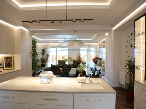 Tirane, jepet me qera apartament 1+1 Kati 1, 60 m² 850 € (Rruga Eduart Mano, Kopeshti Zoologjik)