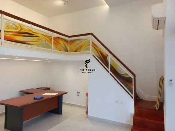 Tirane, jepet me qera dyqan Kati 0, 30 m² 450 € (SELITE)