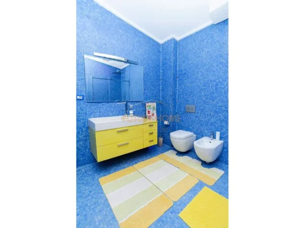 Tirane, shitet apartament 2+1 Kati 6, 203 m² 650.000 € (Liqeni i Thate)