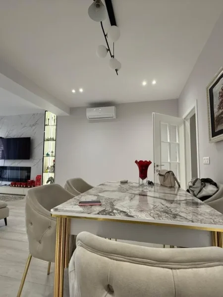 Tirane, shitet apartament 2+1 , 122 m² 378.000 € (Stadiumi Dinamo)