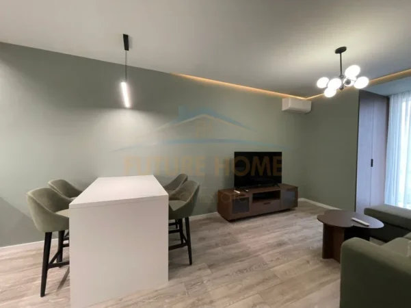 Tirane, jepet me qera apartament 1+1 Kati 5, 75 m² 800 € (Golden Tower)