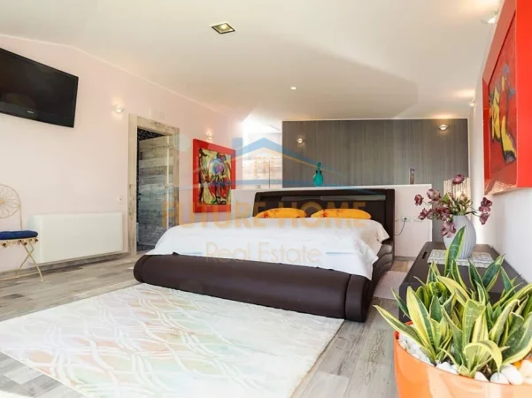 Tirane, shitet apartament+verande | Penthouse 2+1+2+Ballkon Kati 6, 203 m² 650.000 € (Liqeni i Thate)