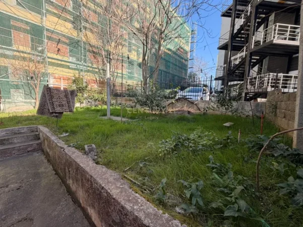 Tirane, shitet apartament 1+1 Kati 0, 78 m² 178.000 € (Rruga e Dibres)