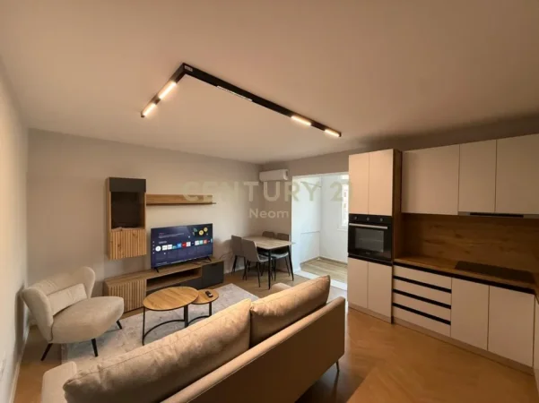 Tirane, shitet apartament 1+1 Kati 4, 53 m² 149.000 € (Selvia)