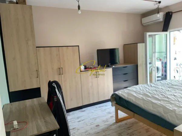 Tirane, jepet me qera apartament 2+1 Kati 4, 100 m² 600 € (ISH TREGU ELEKTRIK)
