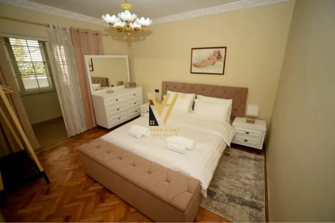 Tirane, jepet me qera apartament 2+1+Ballkon Kati 1, 86 m² 650 € (RRUGA FORTUZI)