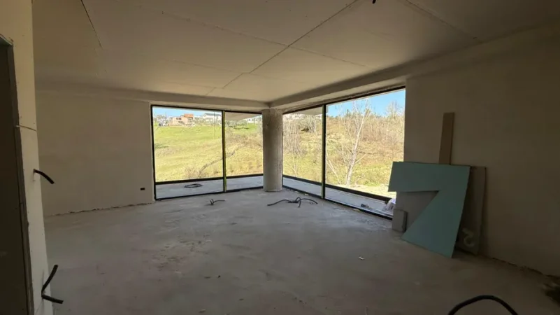 Tirane, shitet Vile 3+1+Aneks+Ballkon Kati 1, 864 m² 750.000 € (Farke)