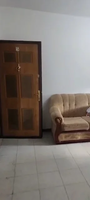 SHITET OKAZION GARSONIERE , RRUGA E ELBASANIT