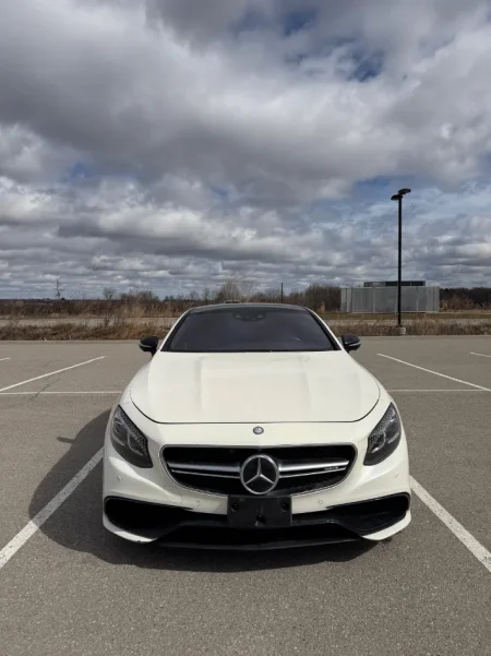 Kanada, shes makine 2016 Mercedes-Benz S63 AMG Coupe Benzin, e bardhë automatik Klima 47.000 €