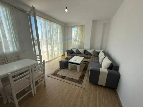 Tirane, jepet me qera apartament 2+1 Kati 4, 98 m² 500 € (ASTIR , Kompleksi Tudas)