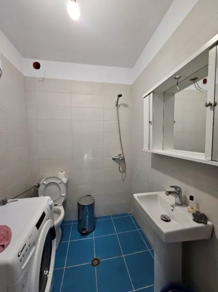 Tirane, jepet me qera apartament 1+1 Kati 1, 68 m² 350 € (Muhamed deliu)