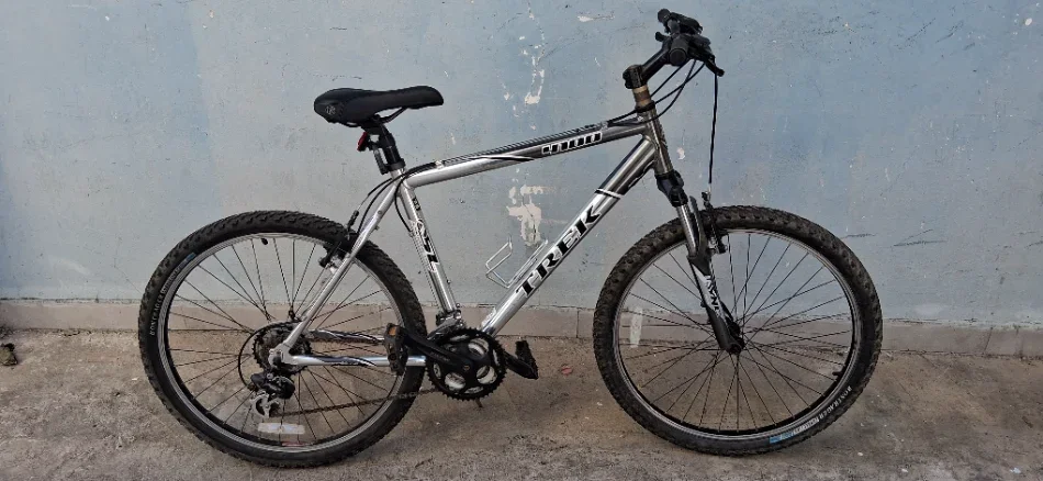 Tirane, oferte biciklete 28 gri e hapur 200 €