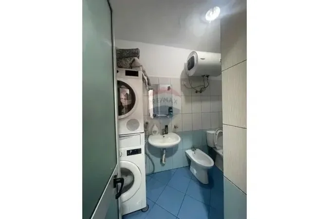 Tirane, shitet apartament 1+1 Kati 8, 55 m² 85.000 € 