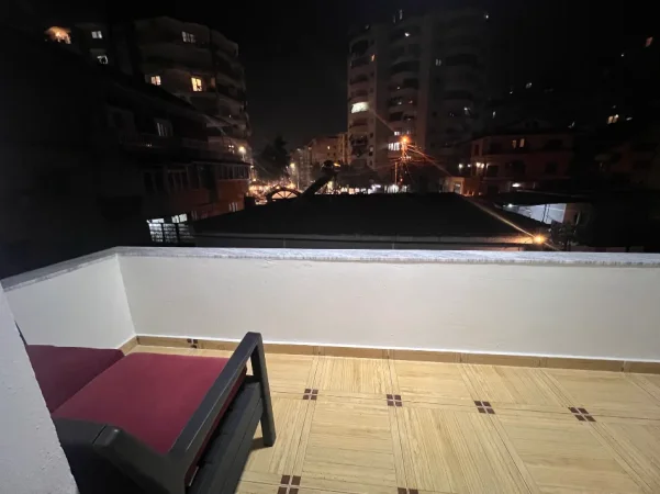 Tirane, jap me qera apartament 1+1+Ballkon Kati 2, 67 m² 500 € (Albanopoli)