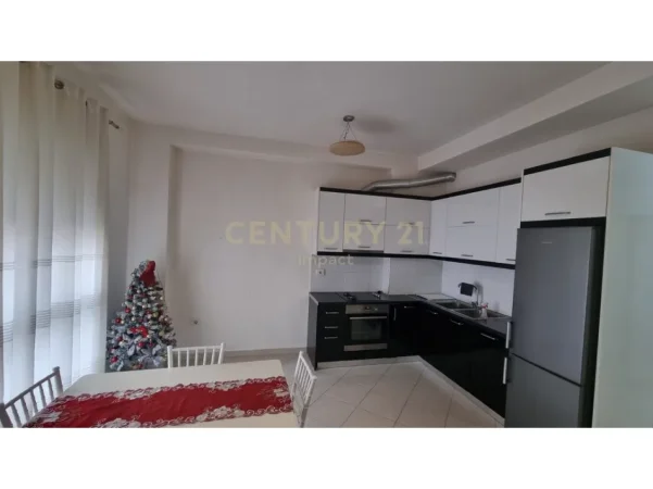Tirane, jepet me qera apartament 1+1 Kati 1, 65 m² 520 € (muhamet gjollesha)