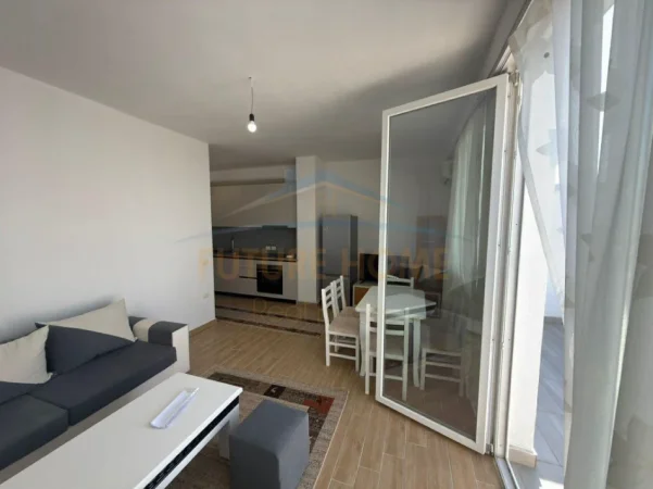 Tirane, jepet me qera apartament 2+1 Kati 4, 82 m² 500 € (Sokrat Miho)