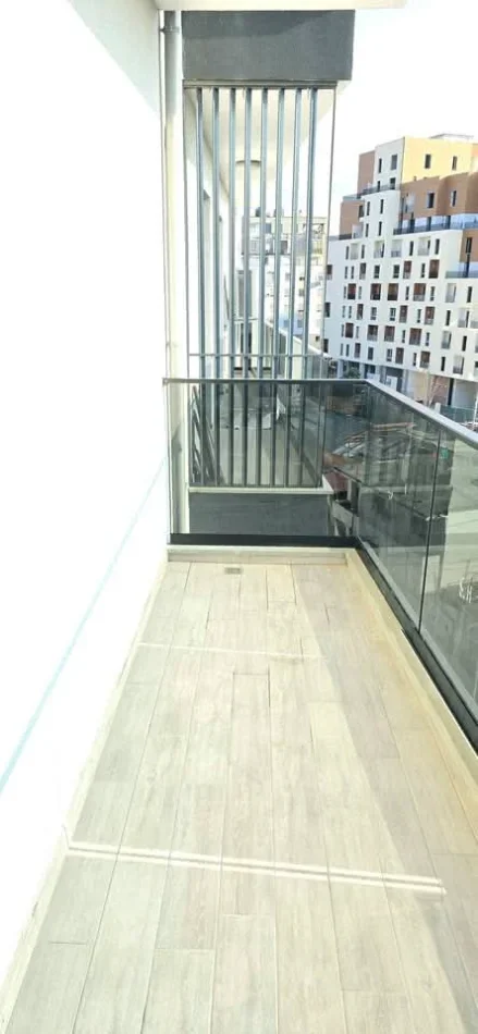 Tirane, jepet me qera apartament 2+1+Ballkon Kati 3, 86 m² 700 € (Rruga Egnatia)