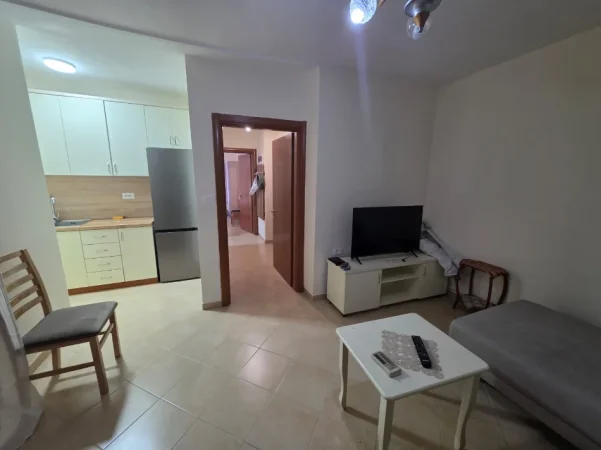Tirane, jepet me qera apartament 1+1 Kati 2, 70 m² 450 € (Shkolla e Baletit)