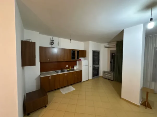 Tirane, jepet me qera apartament 1+1 Kati 2, 70 m² 350 € (Rruga Jordan Misja prane Spakut)