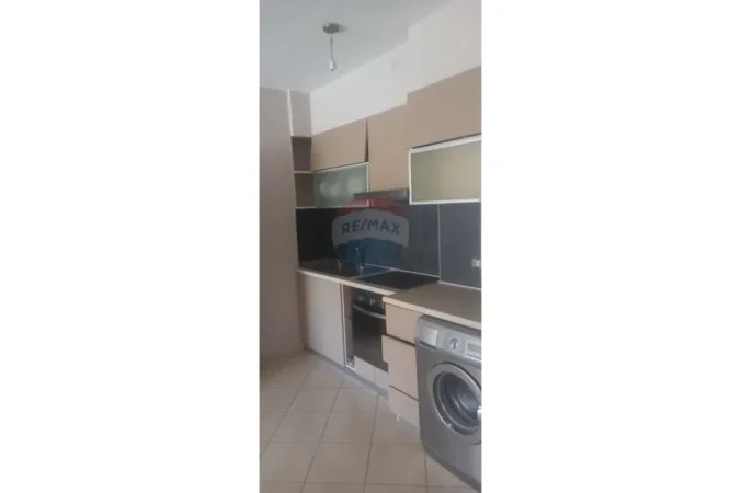 Tirane, jepet me qera apartament , 60 m² 570 € (Report tv - Rruga Ndre Mjeda, Tiranë)