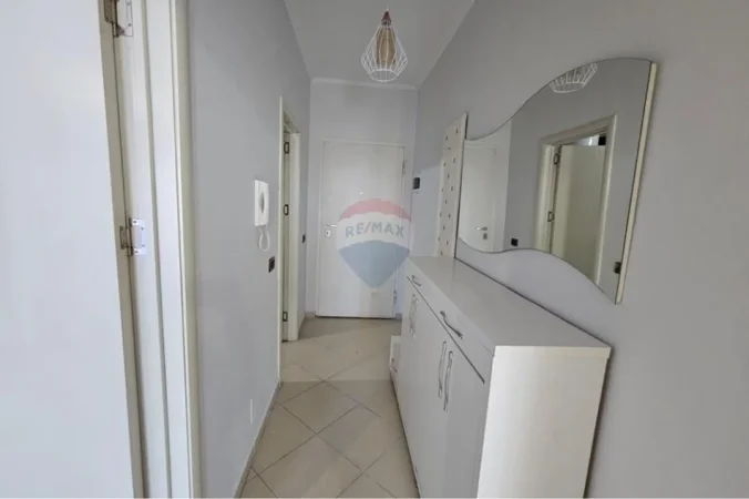 Tirane, jepet me qera apartament , 75 m² 420 € 