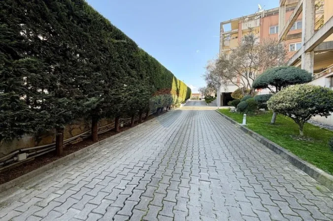 Tirane, jepet me qera apartament , 80 m² 830 € (Rezidenca Touch of Sun, pranë Autostradës)