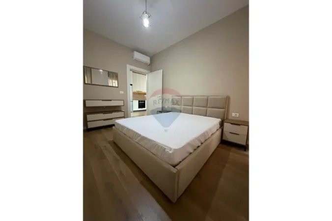 Tirane, jepet me qera apartament , 65 m² 440 € (Univers City)