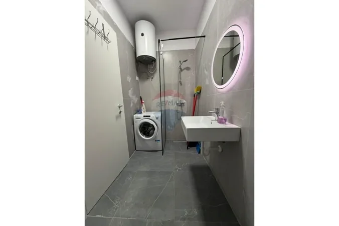 Tirane, jepet me qera apartament , 65 m² 440 € (Univers City)