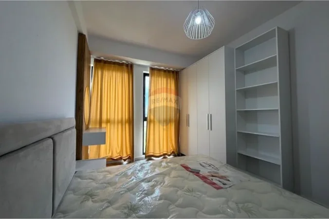 Tirane, jepet me qera apartament , 67 m² 450 € 