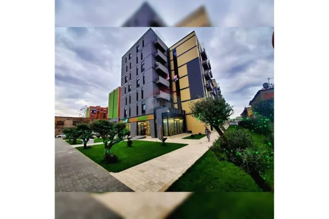 Tirane, jepet me qera apartament , 106 m² 750 € 