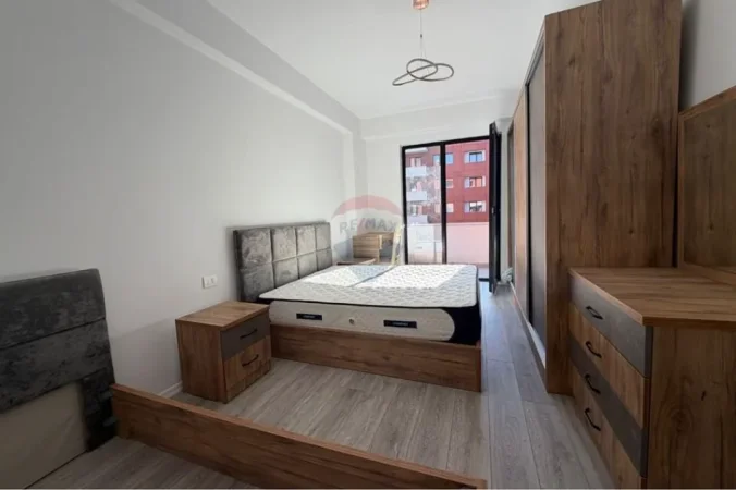 Tirane, jepet me qera apartament , 75 m² 551 € 
