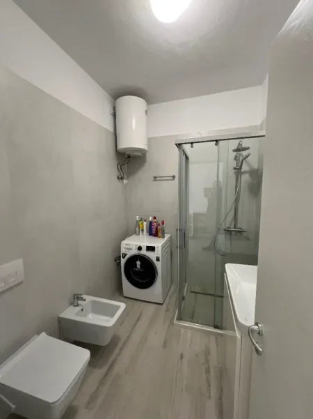 Tirane, shitet apartament 2+1+Ballkon Kati 6, 117 m² 345.000 € (KOMUNA E PARISIT)